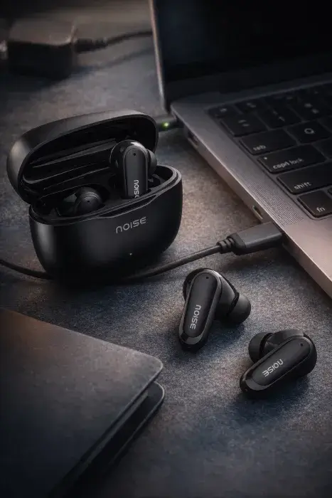 close‑up photo of Noise Buds Play